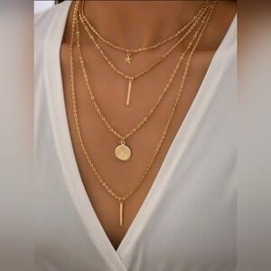 Layered necklace